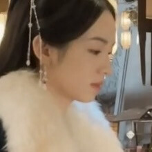 女装依旧漂亮