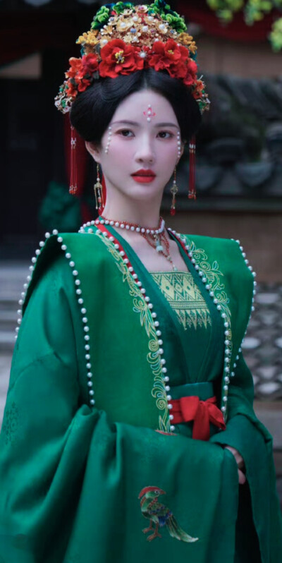刘些宁