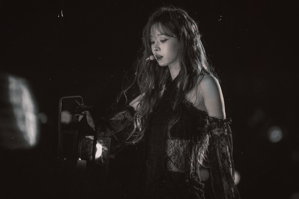 他是否已经开始怀念伦敦绵延四季的大雨