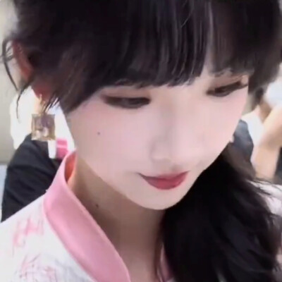 小兔子乖乖把门开开