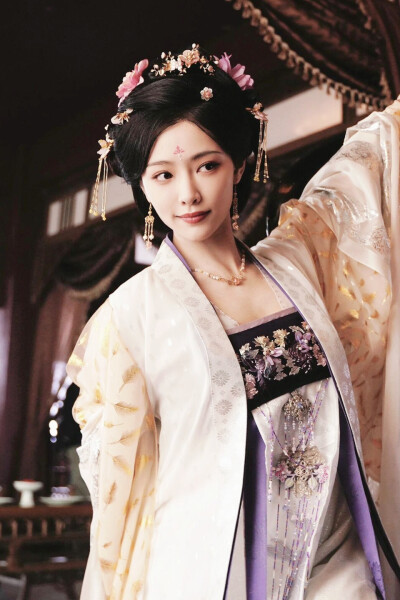 锦月如歌 花游仙