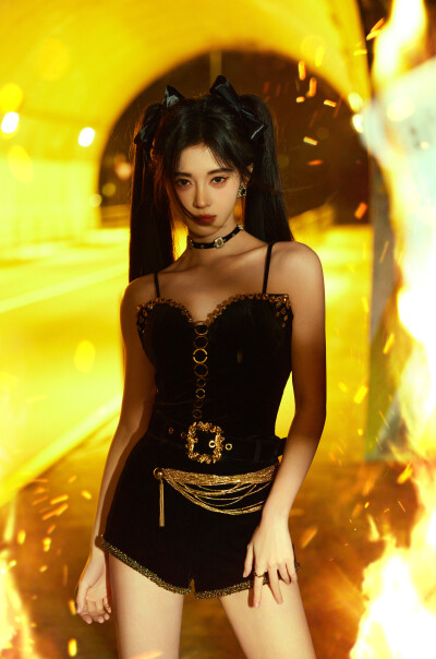 鞠婧祎