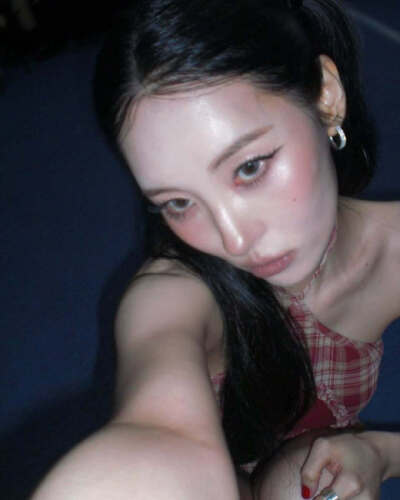李宣美