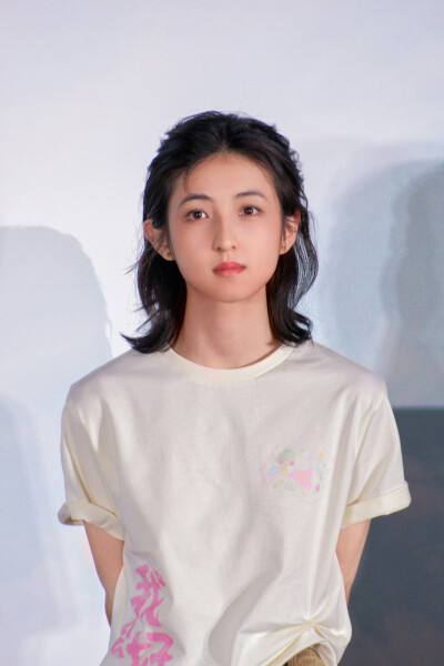 张子枫