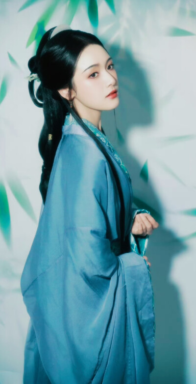 凌美仕