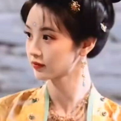 其实不是妖猫是公主吧