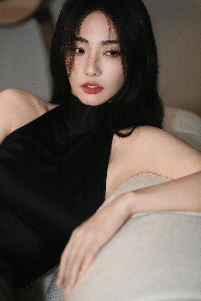 张嘉倪