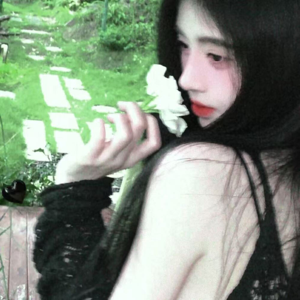 指腹的淤青是时间悖论的从众之徒