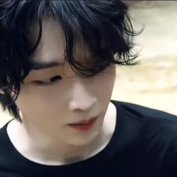 郑成灿 宋银硕
大概就是0199吧
