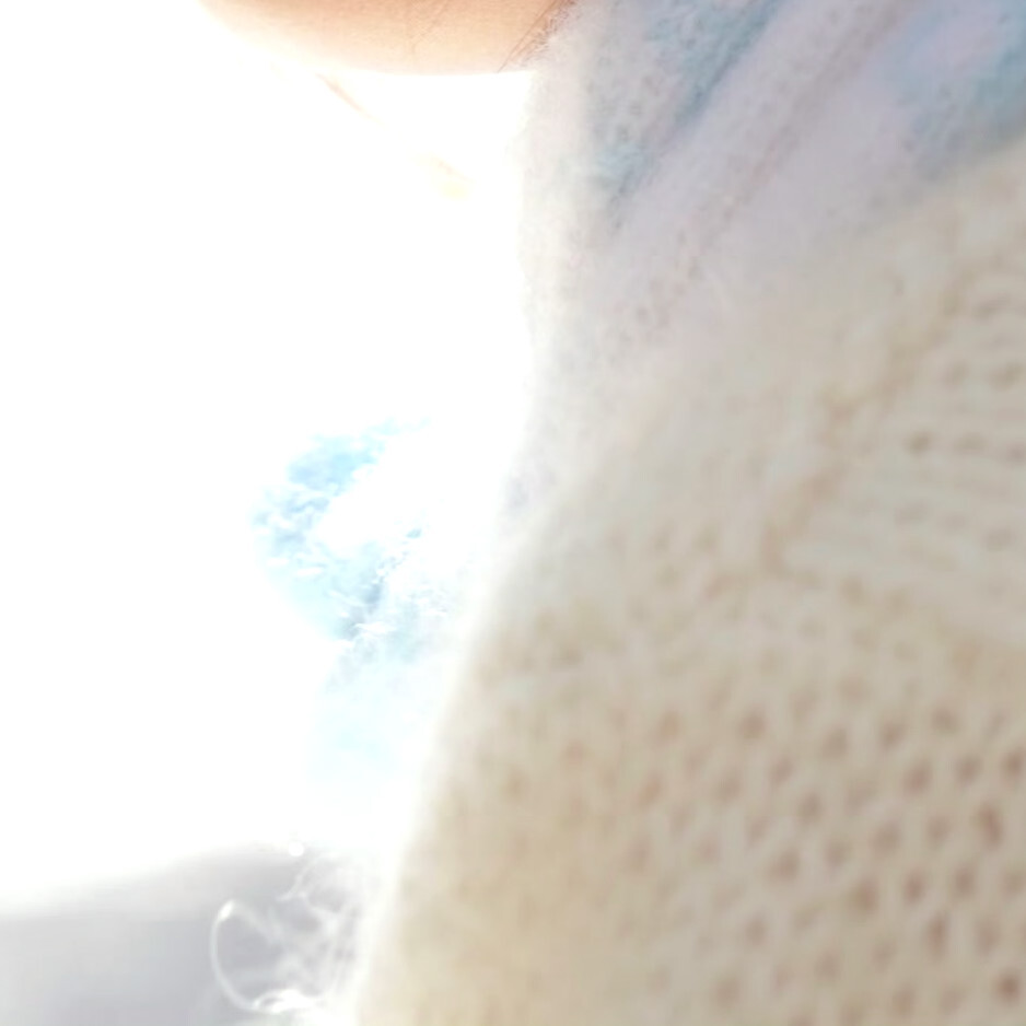 生日快乐雪白姐姐
생일 축하합니다 하얗게
Happy birthday, snow-white