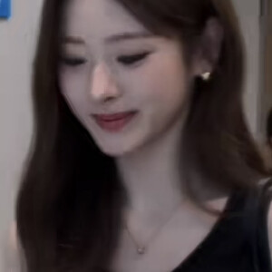 一个人的夜我的心- ̗̀ ꪔ̤̥ꪔ̤̮ꪔ̤̫  ̖́