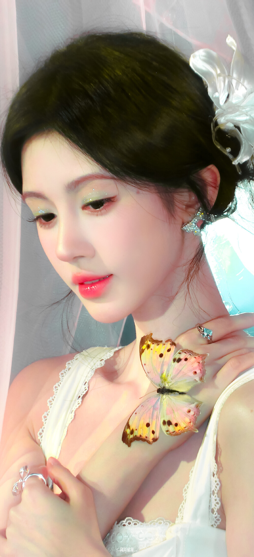 鞠婧祎