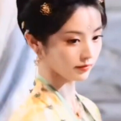 其实不是妖猫是公主吧