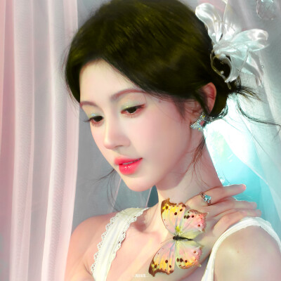 鞠婧祎