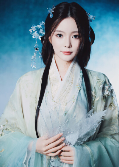 陈卓璇