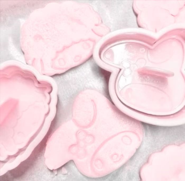 宝宝们我要上学啦不要清我～等我回归补数据！！！么么么