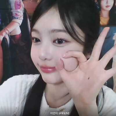 ᅟᅠ 