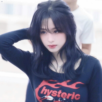自由一词是不能被意思本身困住的 要像鸟儿去看没有边际的天空
