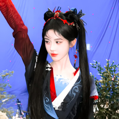 鞠婧祎