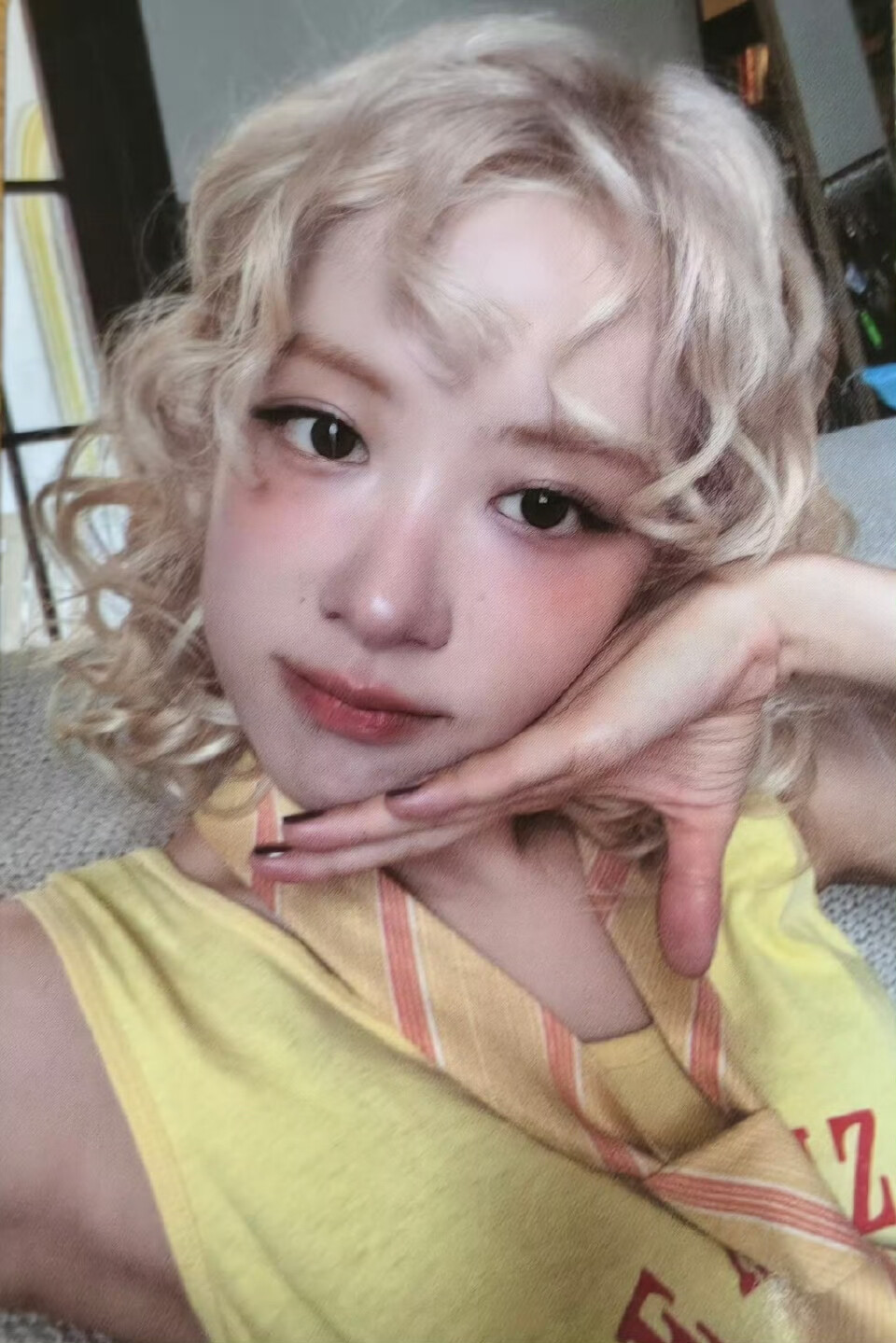 朴彩英roise小卡扫图