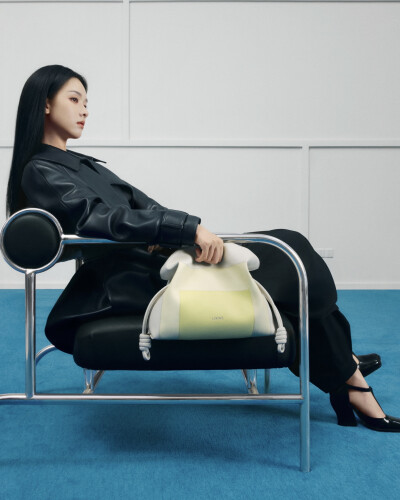 陈都灵