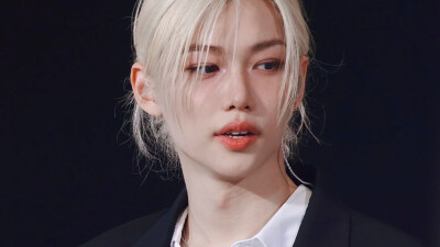 李龙馥