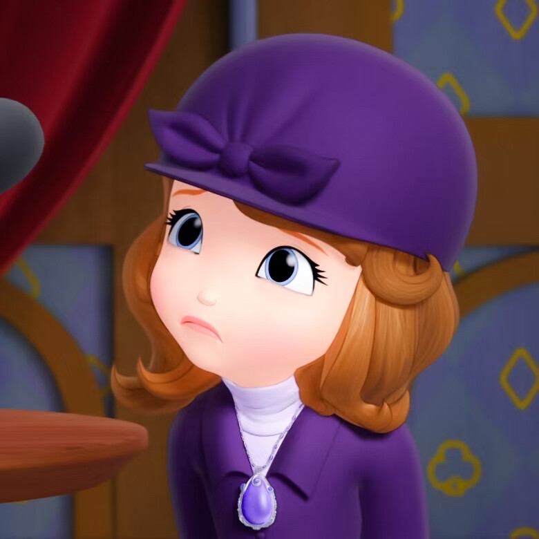 臭？（眉梢轻挑，不但没松手反而故意贴近你几分，温热的吐息掠过你的耳畔）这可是汗味，男人的味道，闻不惯？