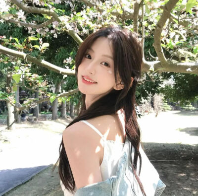少女与花