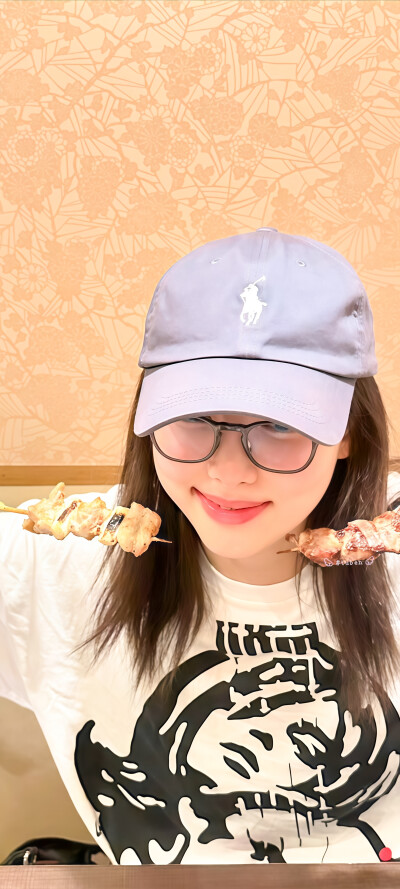一口吃掉琏兔兔 ₍ᐢ..ᐢ₎