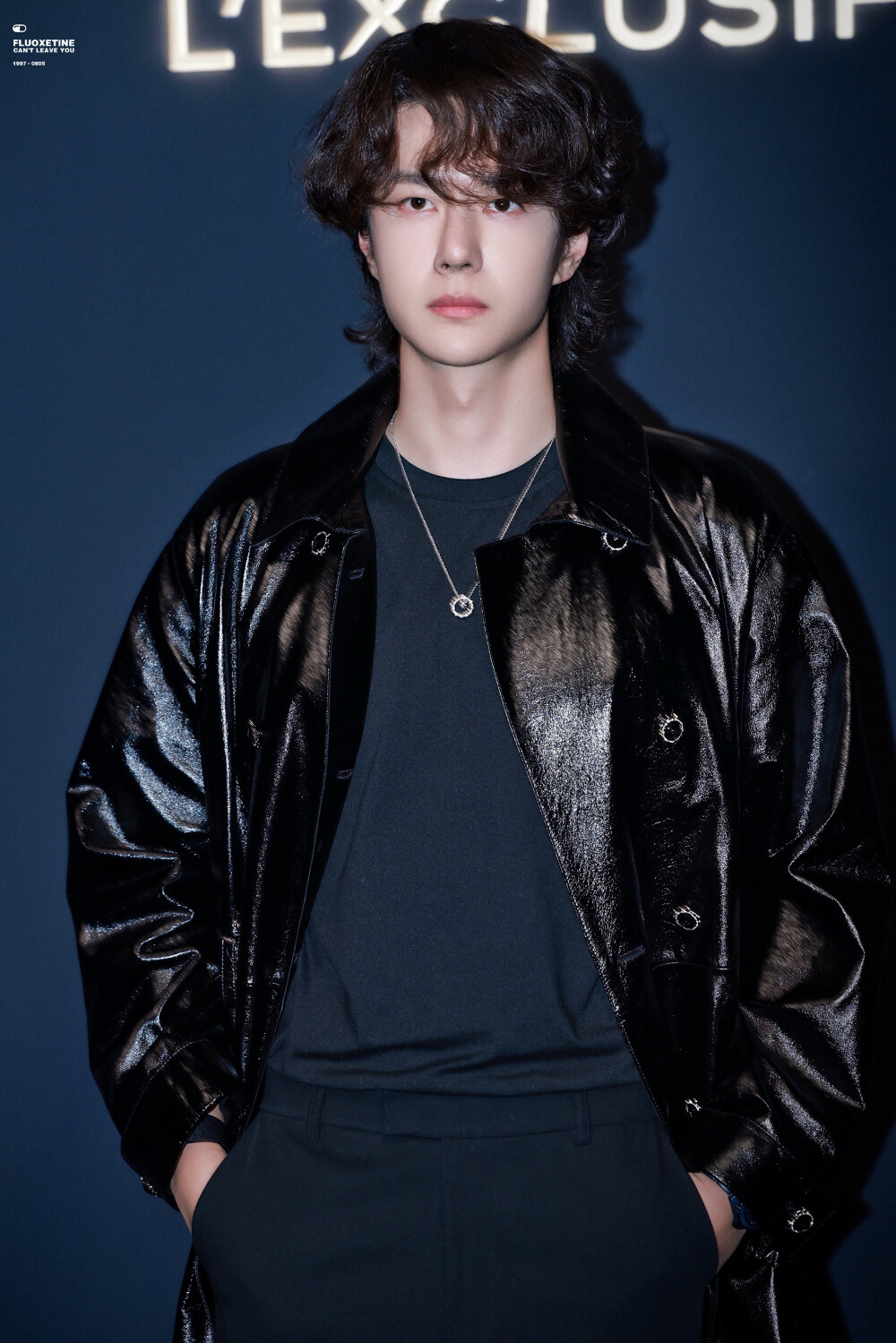 250814 CHANEL蔚蓝之夜活动
✨皮衣酷盖太帅了✨
@UNIQ-王一博 cr:logo