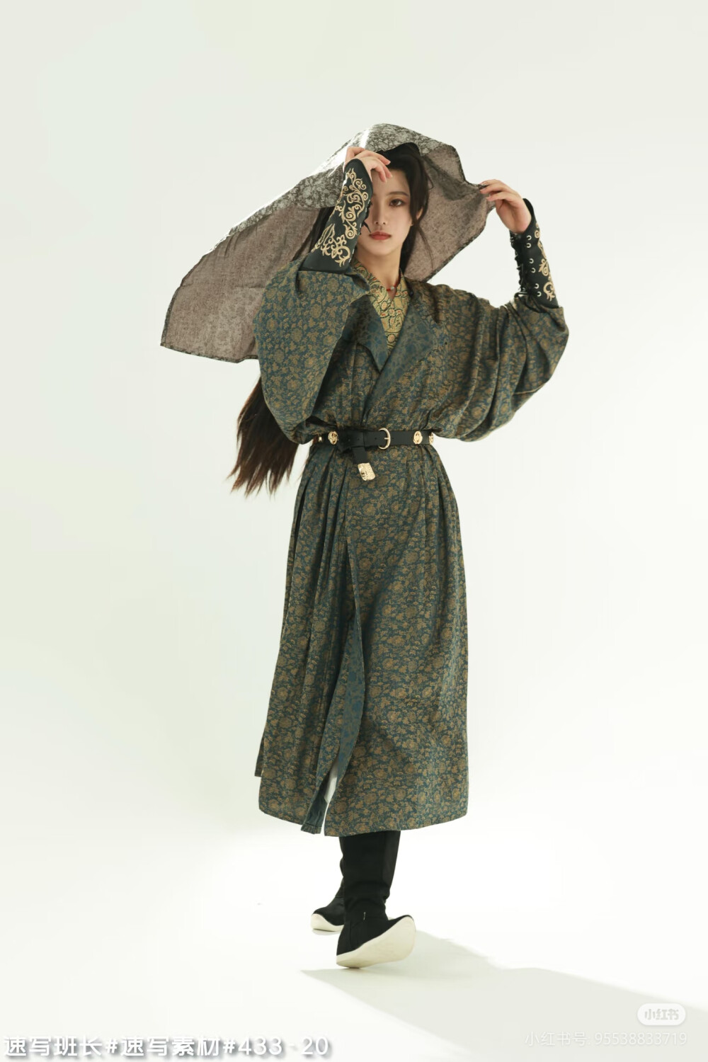 动作参考
图源：速写班长