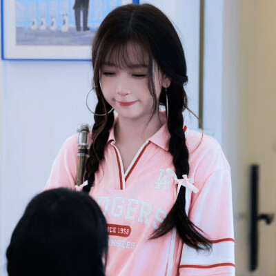 ✌︎˶╹ꇴ╹˶✌︎ 