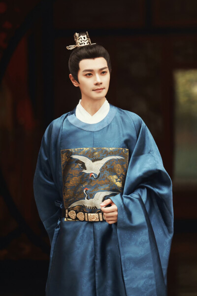 曹骏