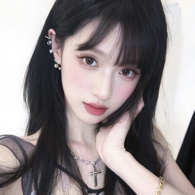 严美娜
