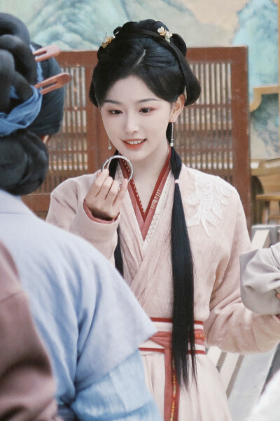 锦月如歌 少女穆红锦