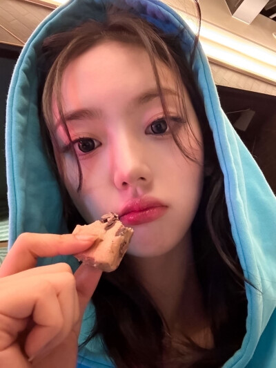 kiiikiii leesol李修旻