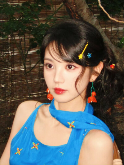 田曦薇
