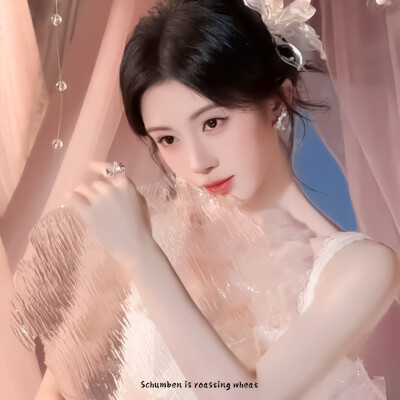 鞠婧祎