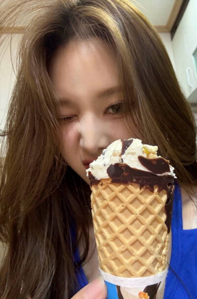 方智玟 jeemin