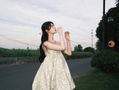鞠婧祎