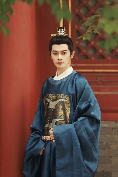 曹骏