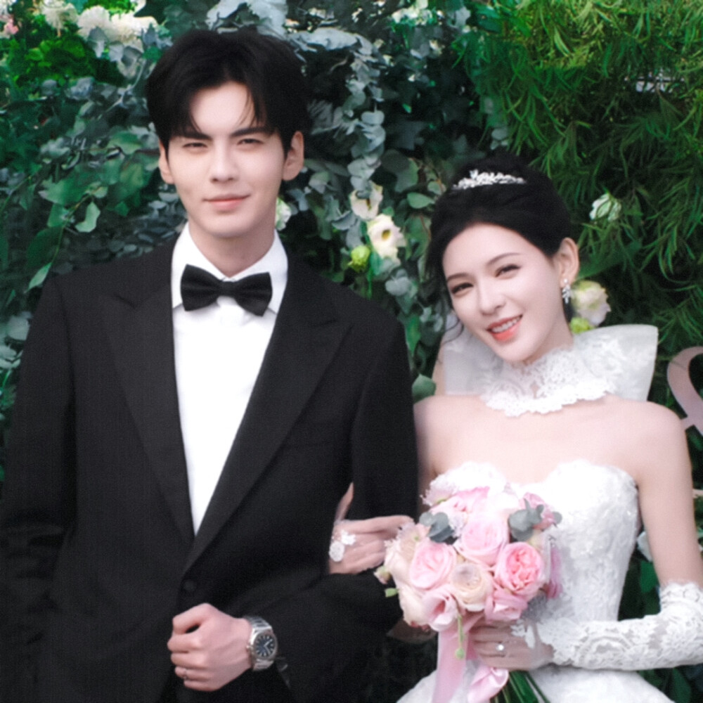 明天就吃红豆派送来的无予伦毕！超级无敌漂亮！。