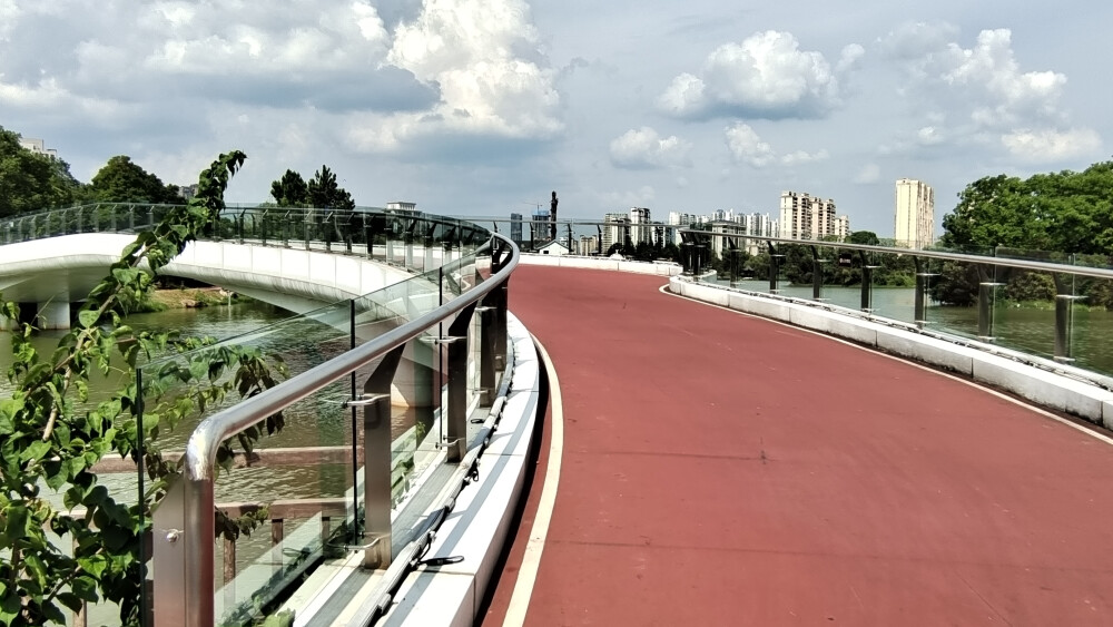 吉安的桥：后河景区内的卧波桥