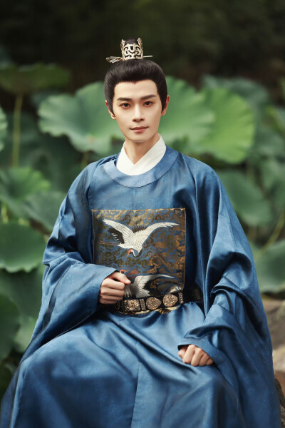 曹骏