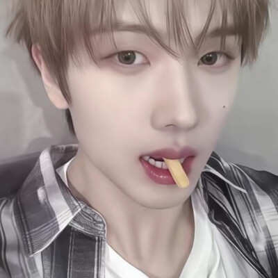 朴志晟