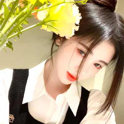 鞠婧祎