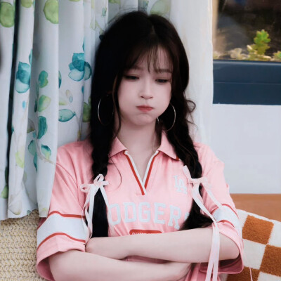 ✌︎˶╹ꇴ╹˶✌︎ 