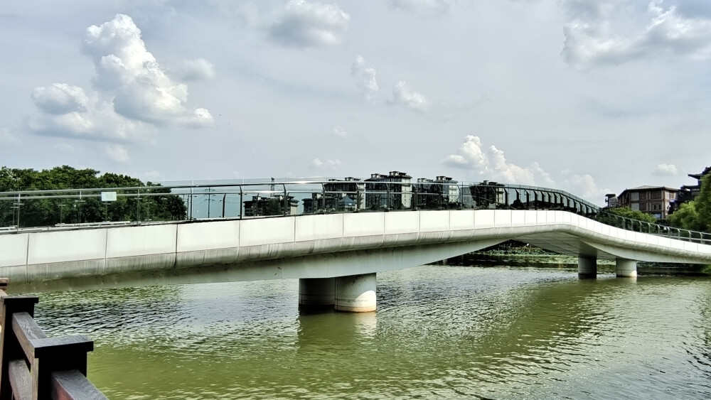 吉安的桥：后河景区内的卧波桥