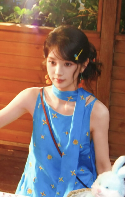 田曦薇