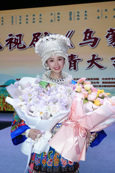 毛晓彤